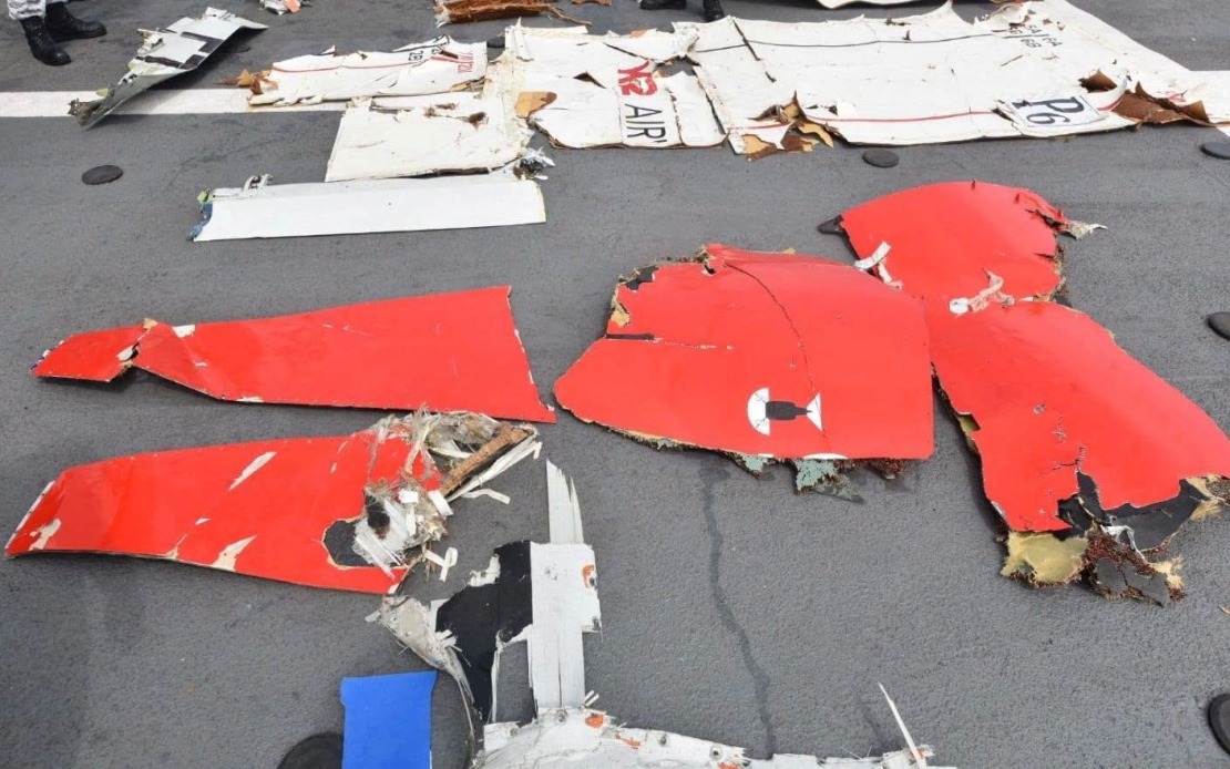 Pakistani Navy Recovers Boeing 737 Wreckage, Five Crew Members Missing