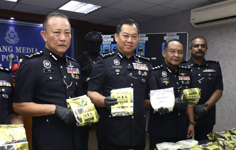 Police Dismantle Johor Bahru Drug Network in Raids, Arrest Eight Including Teenager