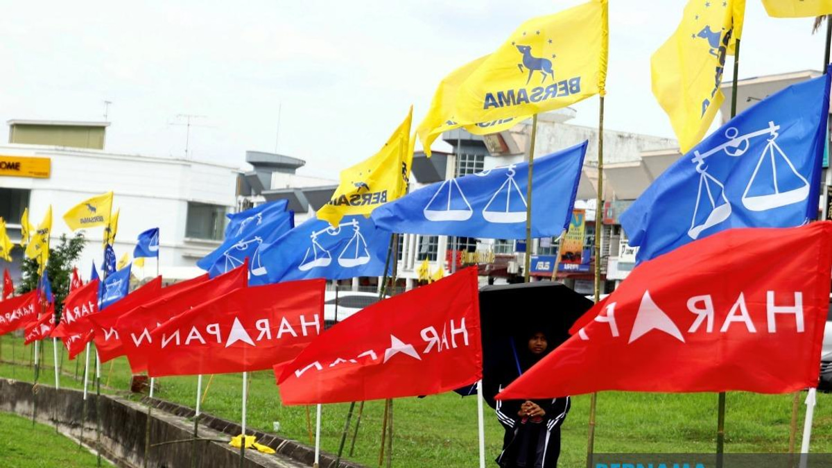 Anwar Urges Johor Voters To Back Pakatan Harapan In State Election