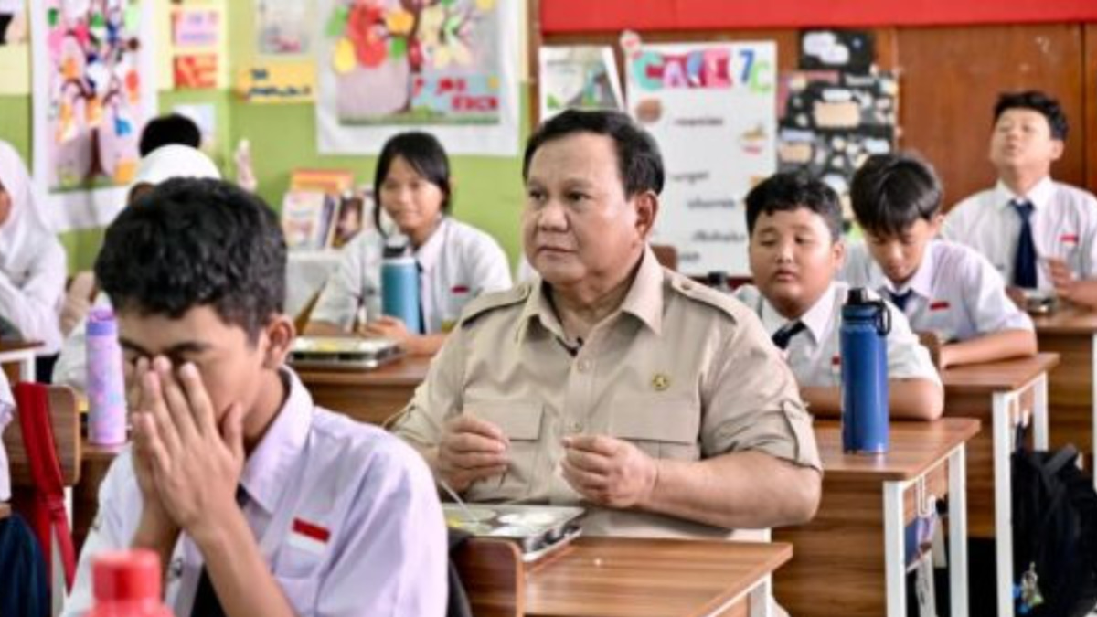 Indonesia's Free Meal Scheme Under Fire as Rights Body and Courts Challenge Implementation