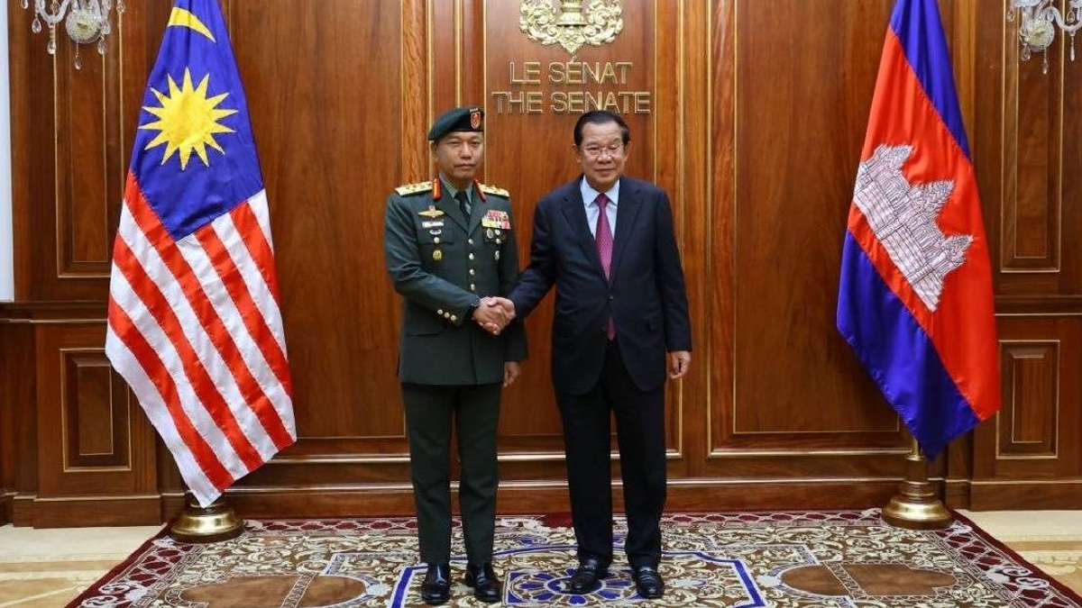 Malaysia's Defence Chief Solidifies Military Cooperation with Cambodia