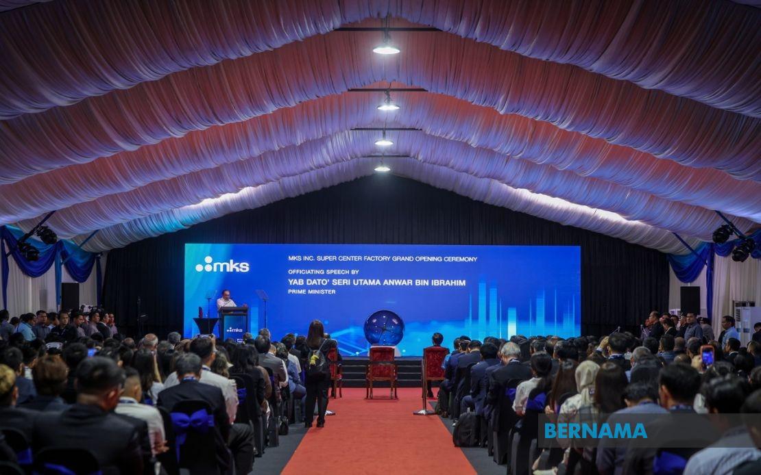 Malaysia's Balanced Diplomacy Opens Economic Doors Across Global Blocs, Says PM Anwar