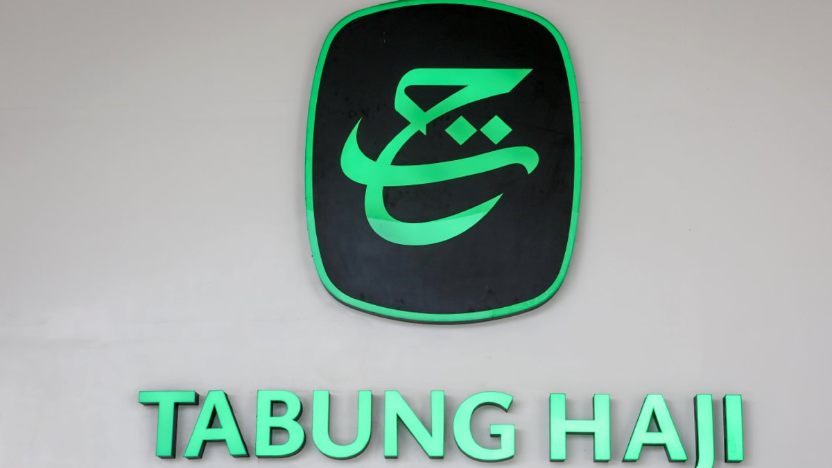 Anwar Calls for Special Parliamentary Session to Debate Tabung Haji RCI Report