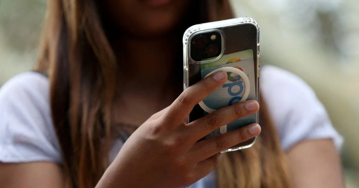 Australia Strengthens Under-16 Social Media Ban With Tougher Regulator Powers