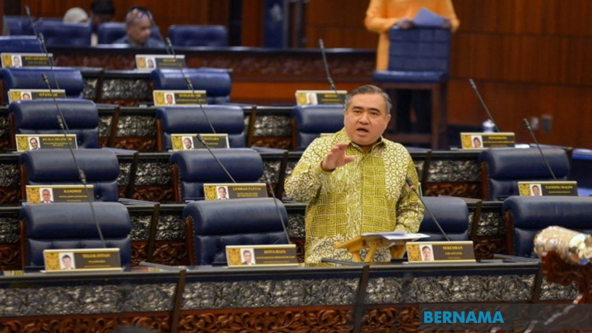 Federal Government To Fund Johor's E-ART Rapid Transit Project, Says Transport Minister Loke