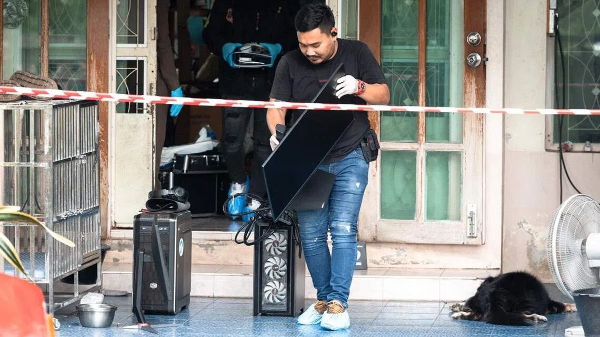 Thai police probe teenage suspect's violent gaming and US school-shooting searches after Debsirin attack