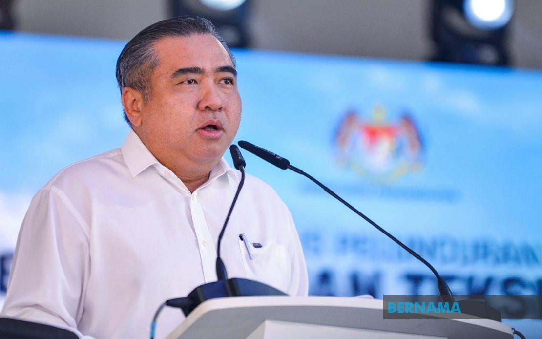Malaysia's MADANI Taxi Reform Shifts Drivers to Ownership Model, Ditches Traditional Leasing