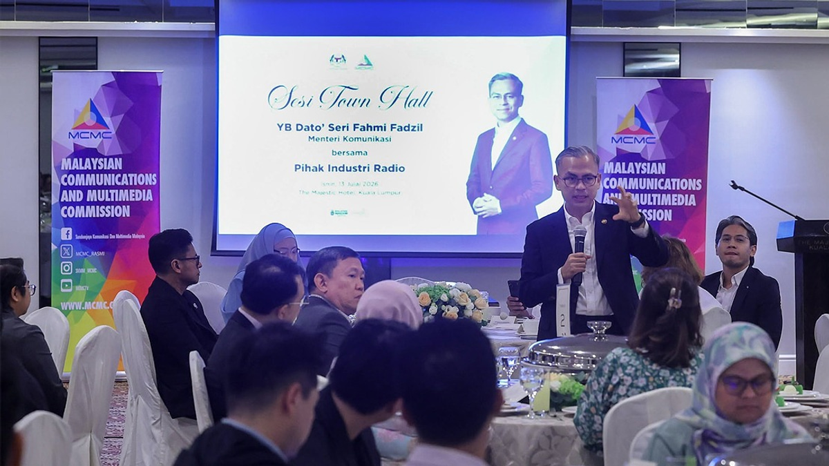 MCMC To Conduct Comprehensive Review of Radio Industry to Revitalise Malaysian Broadcasting