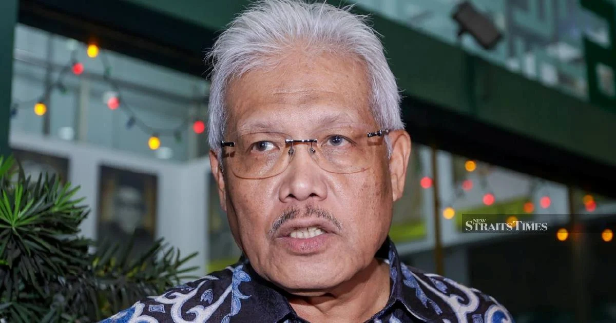 Opposition to Formally Notify Dewan Rakyat of Hamzah Zainudin's Leadership Role