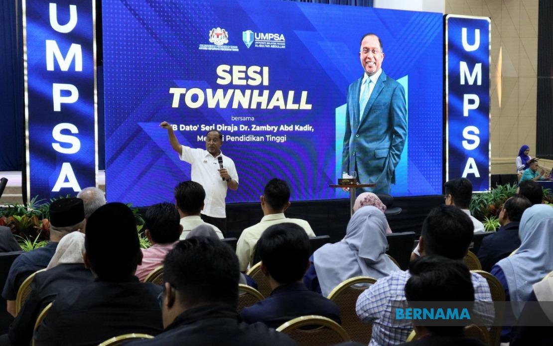 Higher Education Ministry Implements PM's Directive on Student Discipline Reform