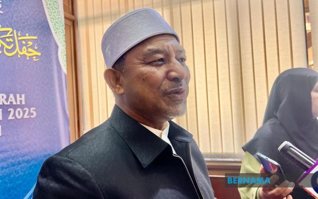 Kelantan Rewards 1,494 High Achievers With RM747,000 In Excellence Incentives