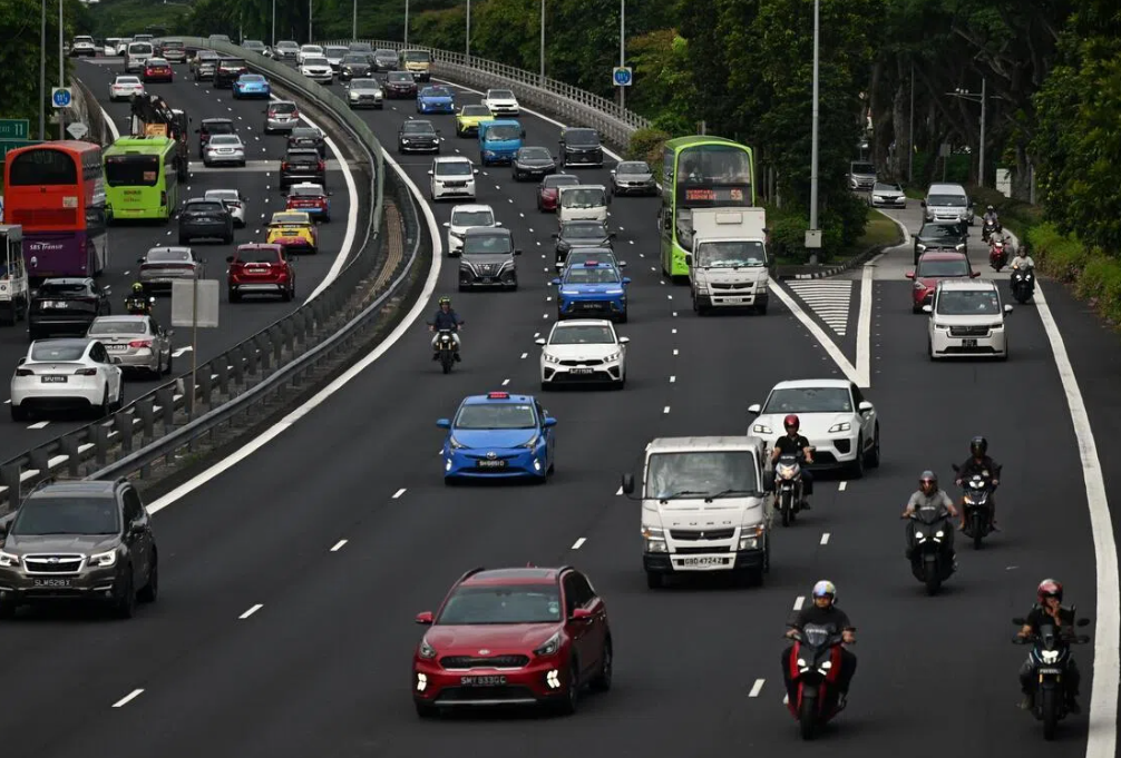 Singapore ride-hailing platforms extend driver surcharges through September as fuel costs remain elevated