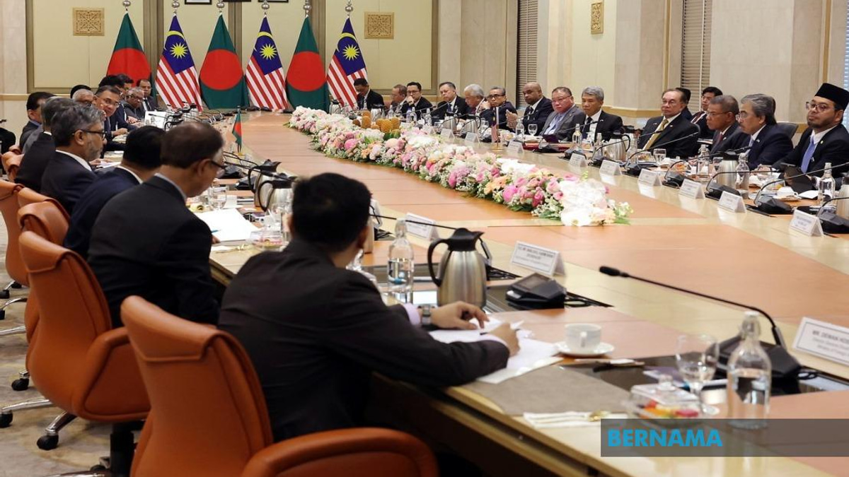 Malaysia and Bangladesh to deepen ties in AI, energy and semiconductors