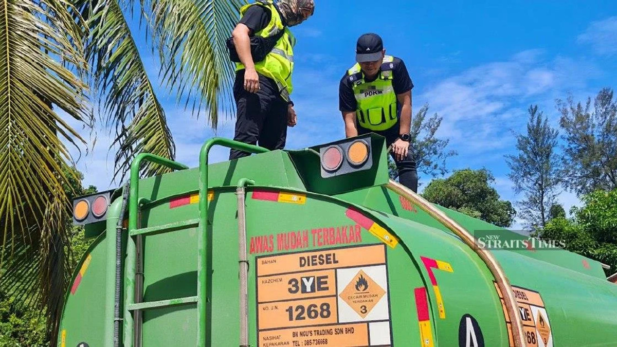 Illegal Diesel Operation Dismantled in Tanjung Lobang; 15,000 Litres Confiscated and Four Suspects Detained