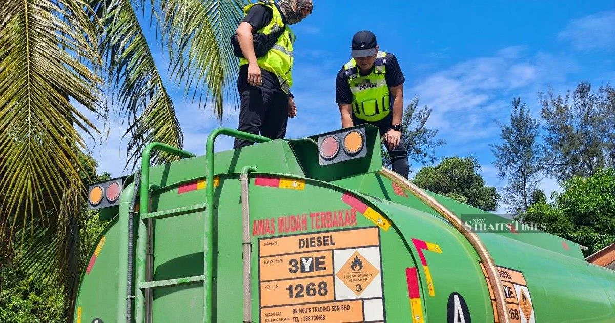 Illegal Diesel Operation Dismantled in Tanjung Lobang; 15,000 Litres Confiscated and Four Suspects Detained