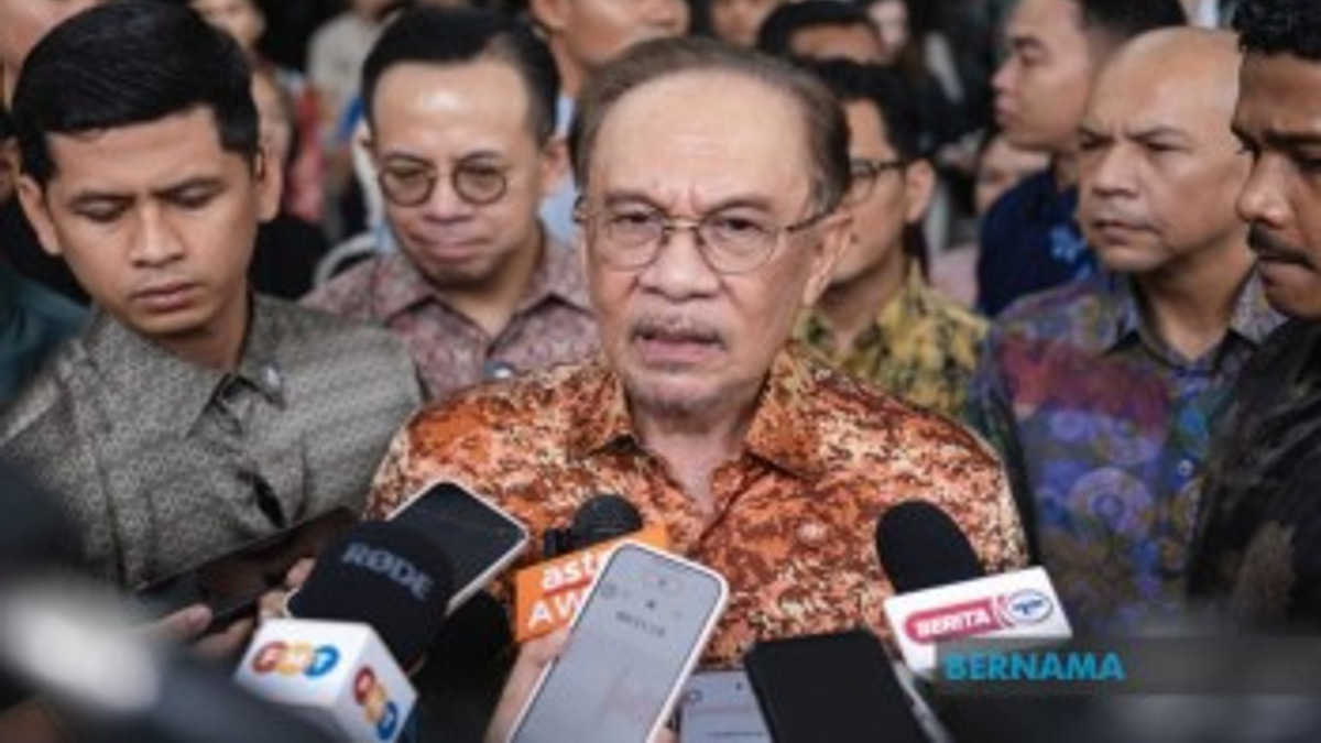 Malaysia Will Not Adopt GST Core Principle, PM Anwar Says; Open to SST Refinements