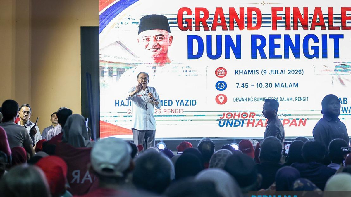 Anwar Pledges Healthcare and Water Infrastructure Overhaul in Rengit Ahead of Johor Polls