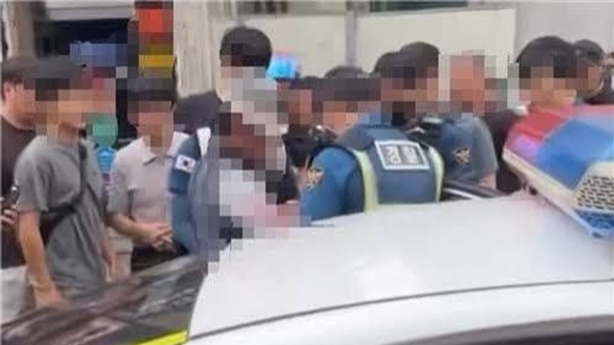 South Korean police seek arrest warrant for octogenarian in beauty salon knife attack