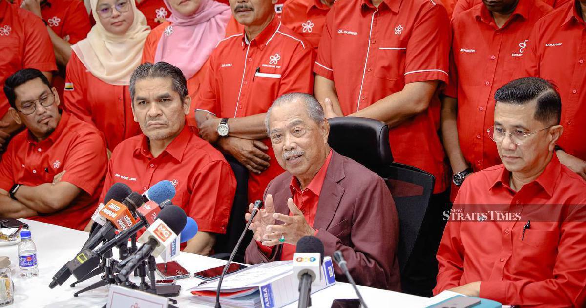 Bersatu Braced for Direct Contest with Pas in Johor, Muhyiddin Signals