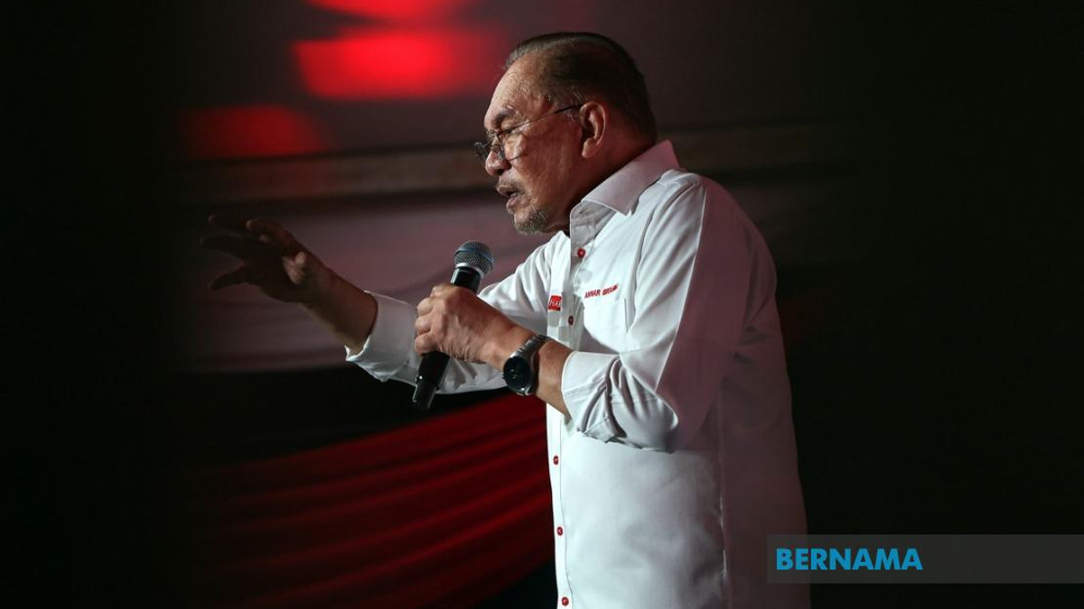 Anwar Vows to Deepen Integrity Focus as Malaysia Seeks Regional Leadership