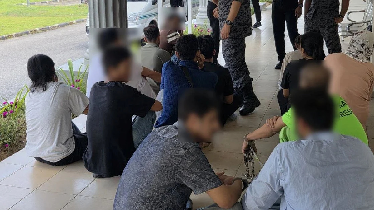 Twelve undocumented migrants prosecuted in Kelantan for illegal entry and visa breaches