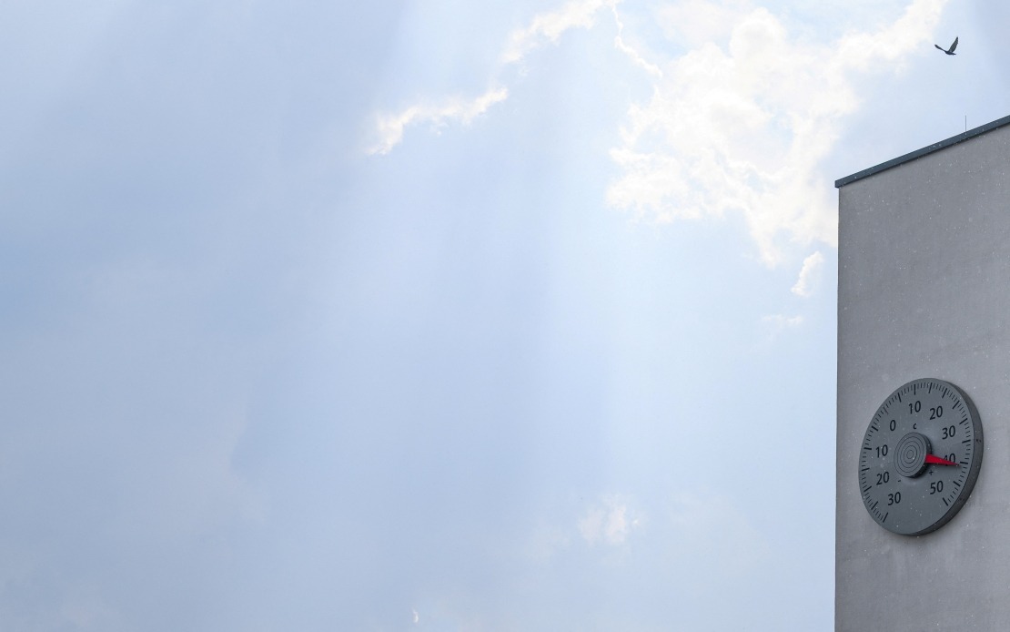 Heat Wave Deaths Mount Across US as Severe Storms Threaten Eastern Seaboard