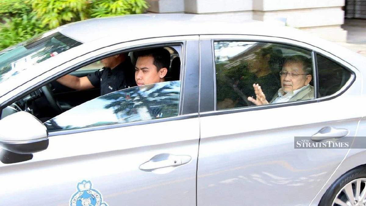 Federal Court to Rule on Isa Samad's Bid to Review Corruption Conviction
