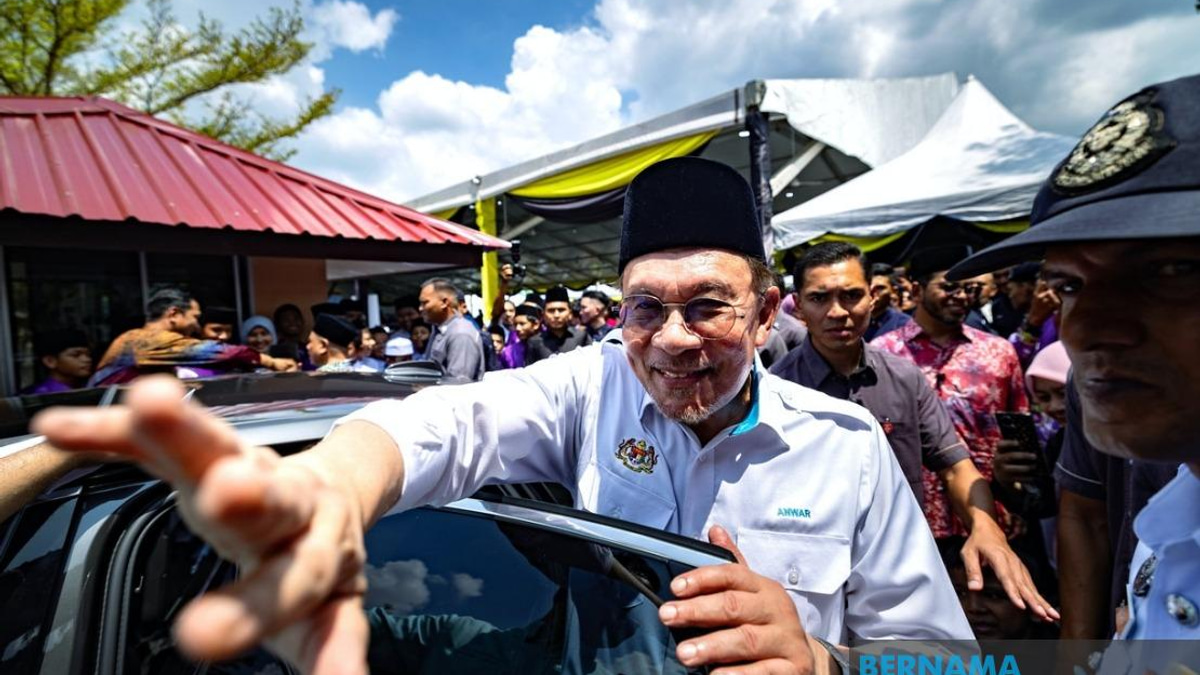 Anwar to Address KWAP-eFishery Investment Debacle in Parliament Tomorrow