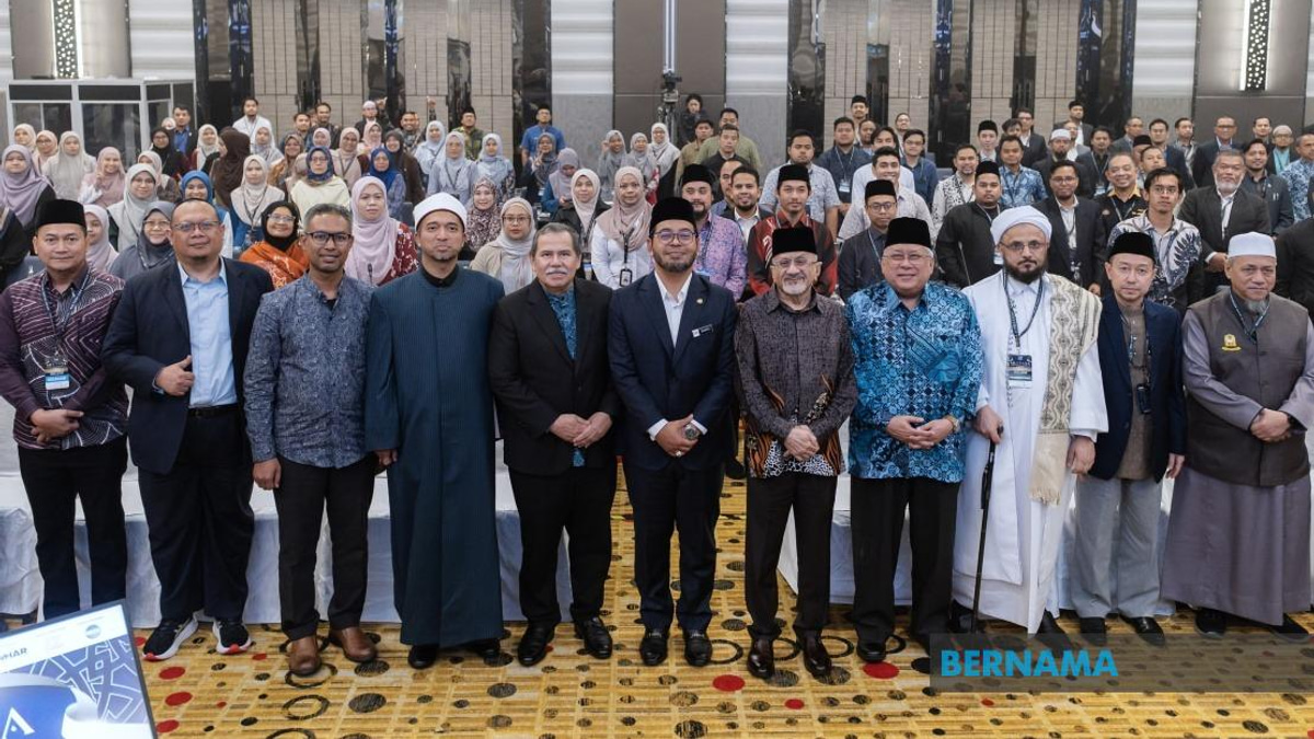 Islamic Social Finance Key to Malaysia's Poverty Reduction Strategy, Says Minister