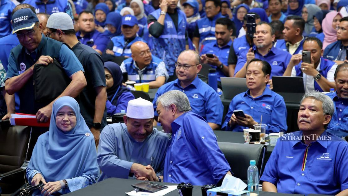 Barisan Nasional and Perikatan Nasional to deepen Melaka partnership, Zahid declares after Negeri Sembilan polls