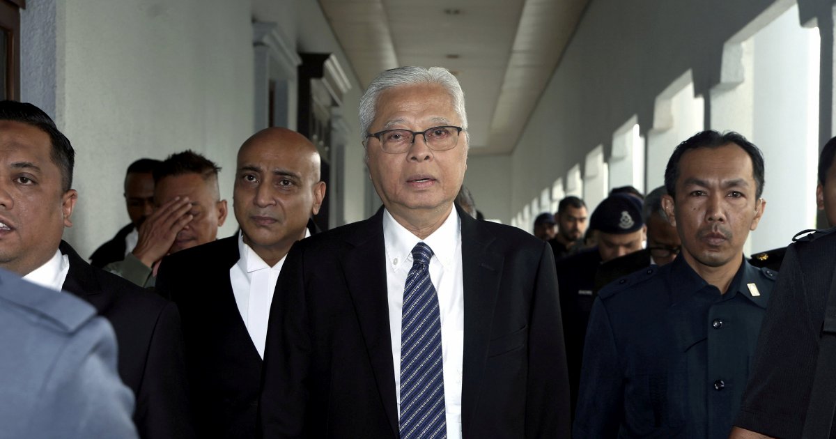 Former PM Ismail Sabri's Legal Team Flags 'Peculiar' Nature of Graft Charge