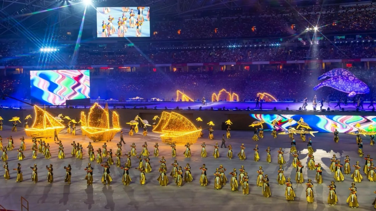Singapore Marks 61st National Day with Grand Parade Return to National Stadium