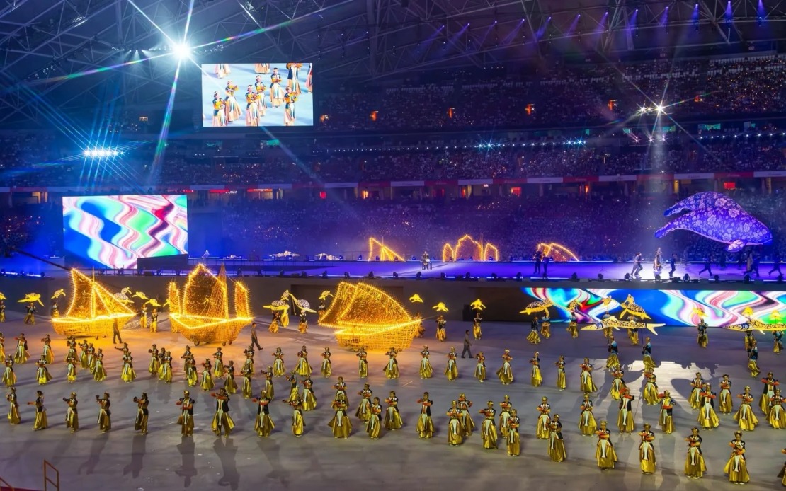 Singapore Marks 61st National Day with Grand Parade Return to National Stadium