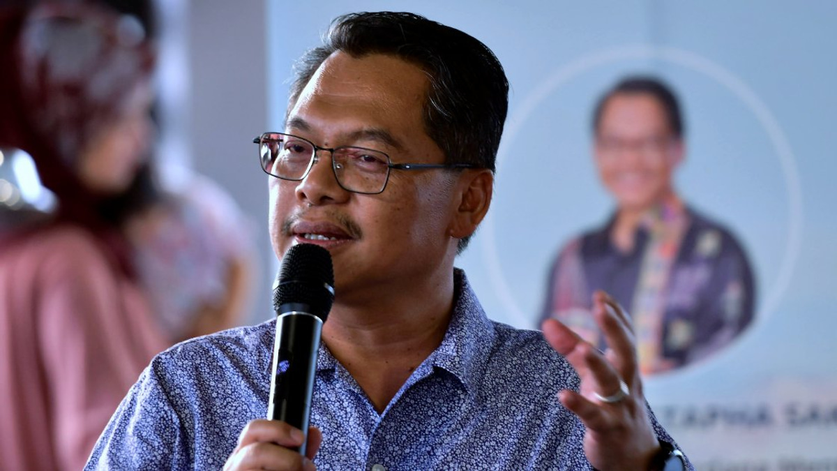 Public Sentiment Increasingly Outweighs Government Record in Voter Decisions, Says PH Minister