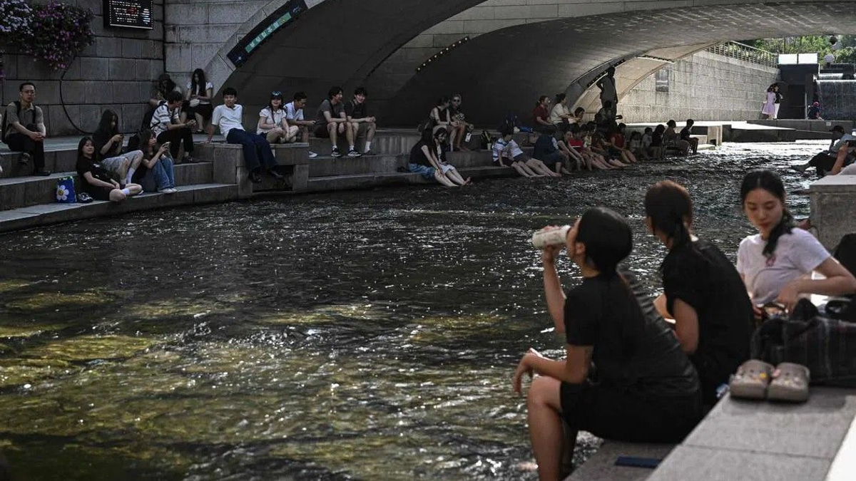 South Korea swelters as mercury hits historic 42.5°C amid intensifying heatwave crisis