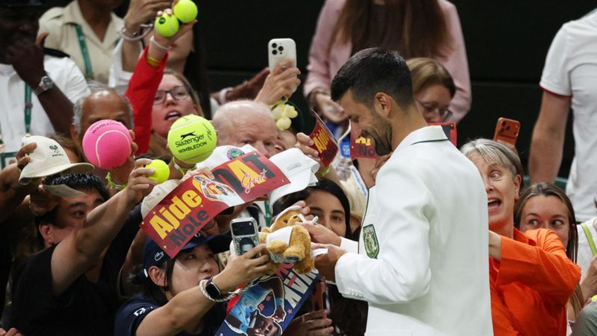 Djokovic's Wimbledon Dominance Punctuated by Pranks and McIlroy Banter