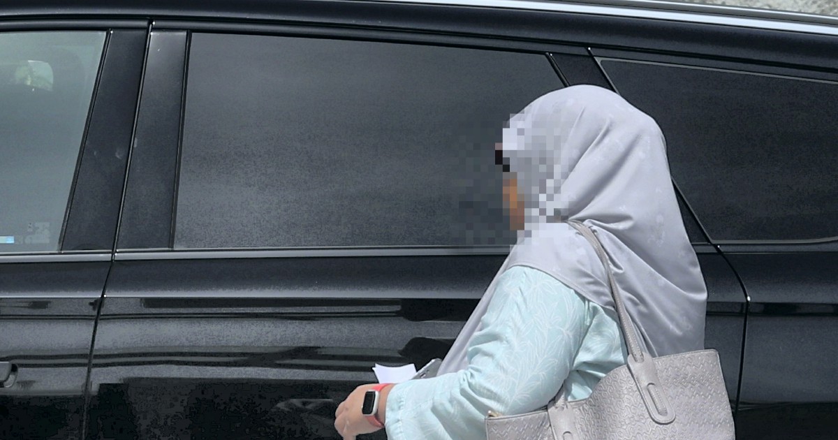 Former plantation deal executive faces second day of MACC questioning over RM370 million share acquisition