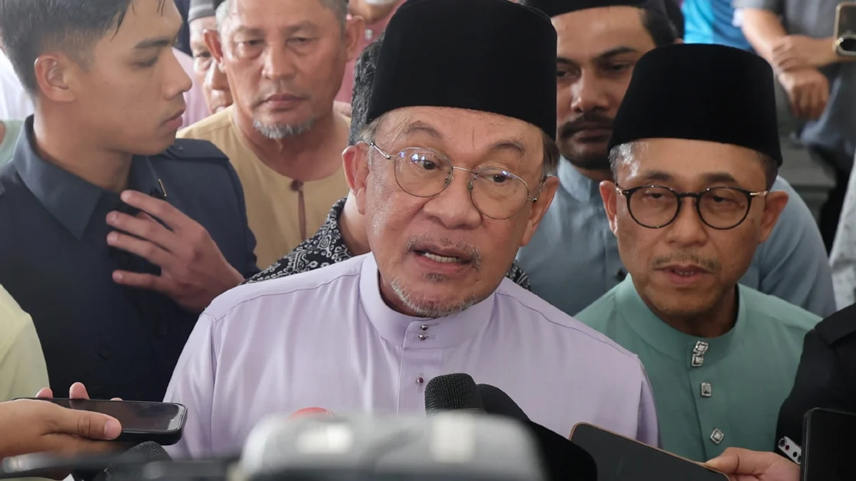 Syariah Court Enhancement Won't Compromise Non-Muslim Religious Freedoms, Assures PM