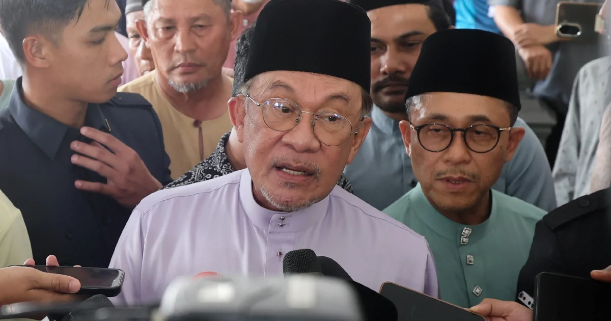 Syariah Court Enhancement Won't Compromise Non-Muslim Religious Freedoms, Assures PM
