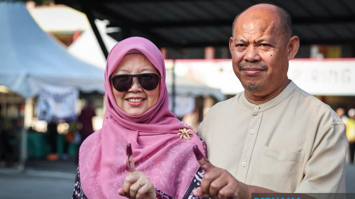 Johor State Election: Party Chiefs Cast Early Votes in 16th Polls