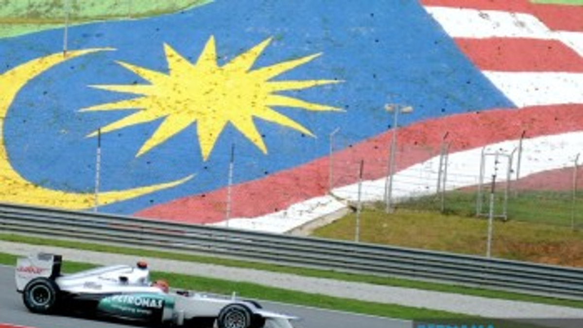 Malaysia's October Formula 1 Return Offers Economic Boost and Strategic Test