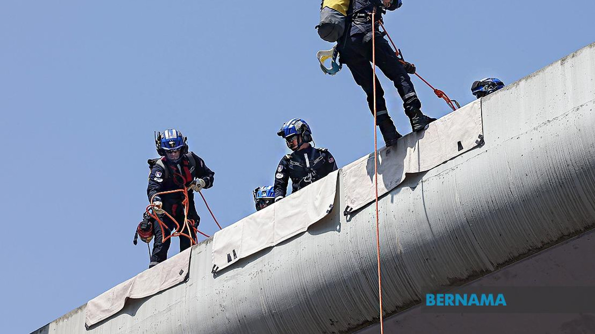 Malaysia's Elite SAR Unit Positioned to Aid Nepal Flood Response, Awaits Government Clearance