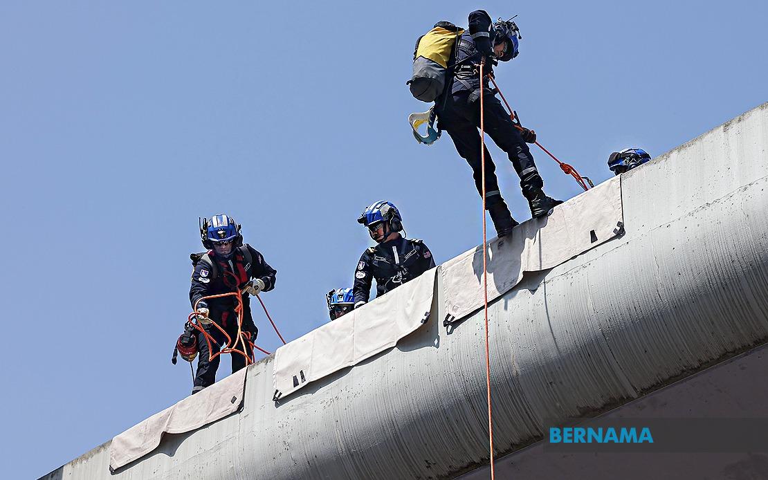 Malaysia's Elite SAR Unit Positioned to Aid Nepal Flood Response, Awaits Government Clearance
