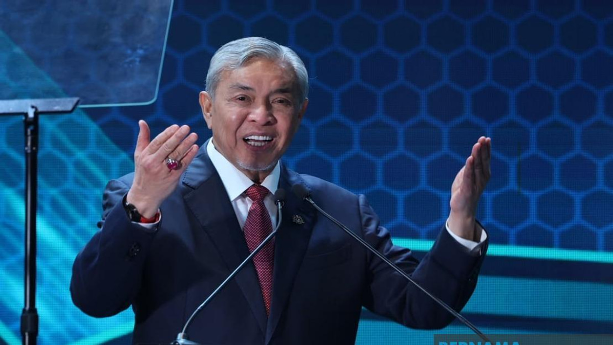 Immigration Department Must Drive Economic Growth and Security, Says Deputy PM Ahmad Zahid