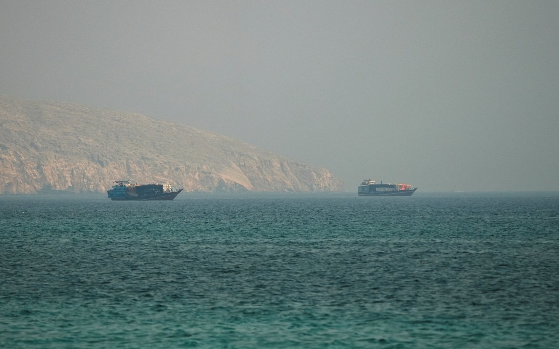 Oman Rejects Mandatory Strait of Hormuz Fees, Proposes Voluntary Model Instead