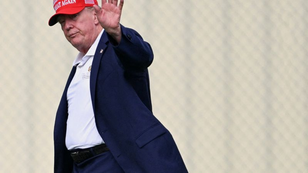 Majority of Americans View Trump's Crypto Profits as Inappropriate, Poll Reveals