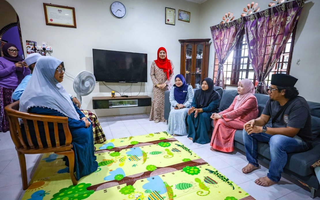Education Minister Pays Condolences to Family of 14-Year-Old Who Collapsed During Rugby Training