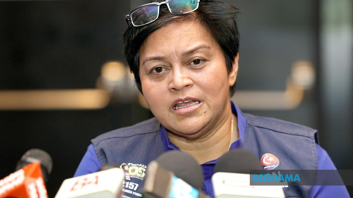 Sanusi's Remarks on Chinese and Indians Risk Deepening Divisions, Says Azalina