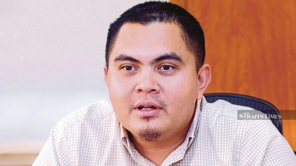 Umno defends meritocratic approach as Akmal rebuffs 'family party' criticism