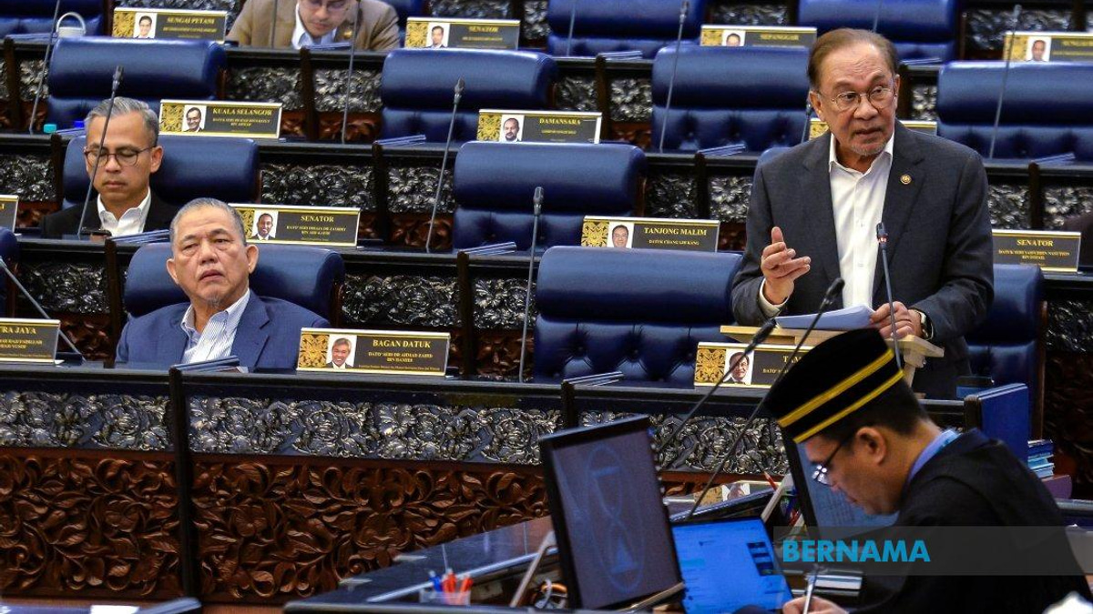 Federal Funds Allocated by Need, Not Tax Collection, Says PM Anwar